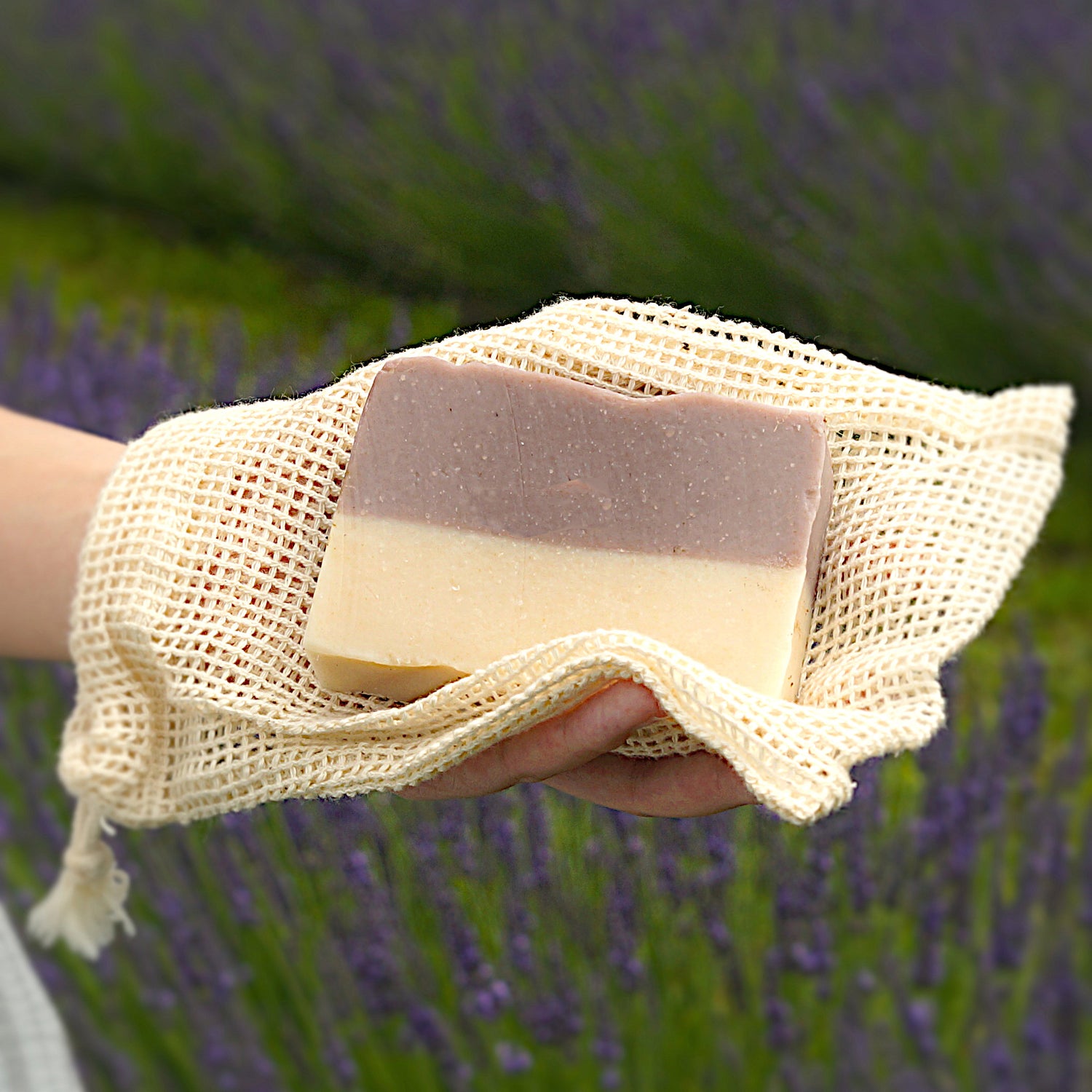 LAVENDER + OAT Handcrafted Goatmilk Cleansing Bar